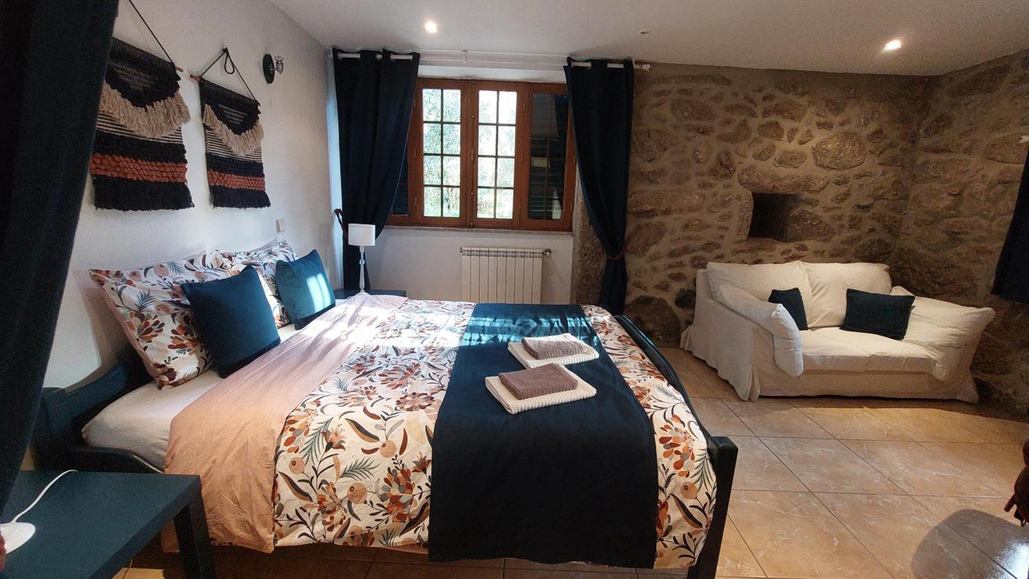 Maisons Des Fleurs *
